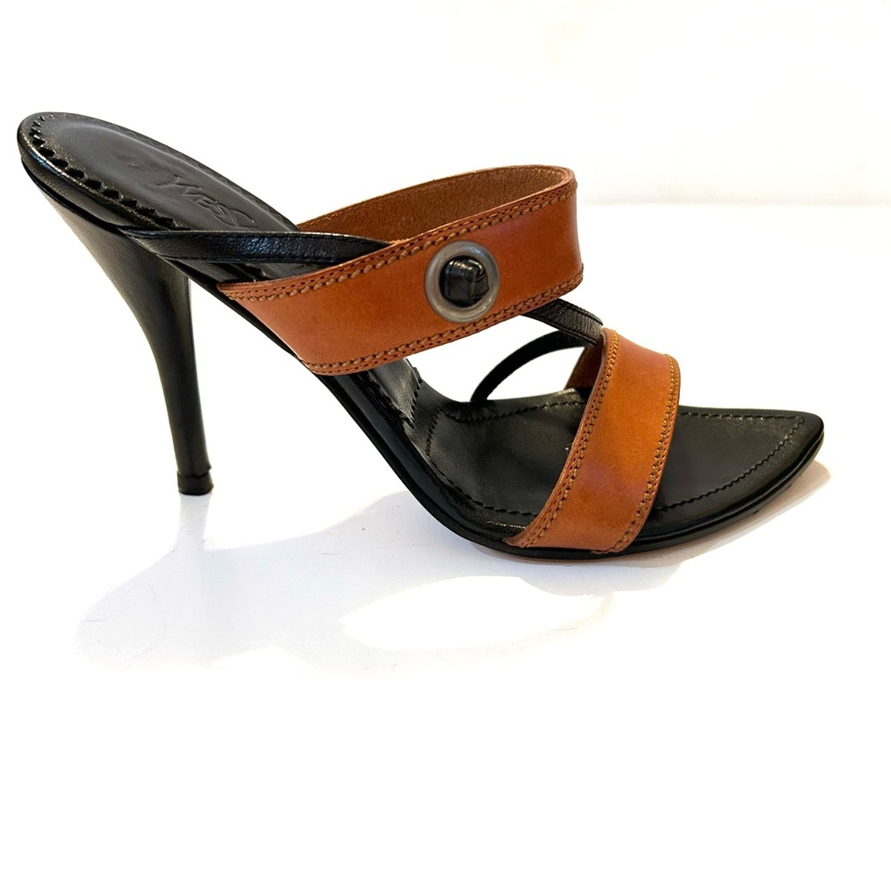 Yves Saint Laurent Leather Heels Worn Once Size 37-1/2 (7). Made in Italy. - Picture 11 of 14